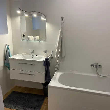 Styrske Alpy Apartamento *